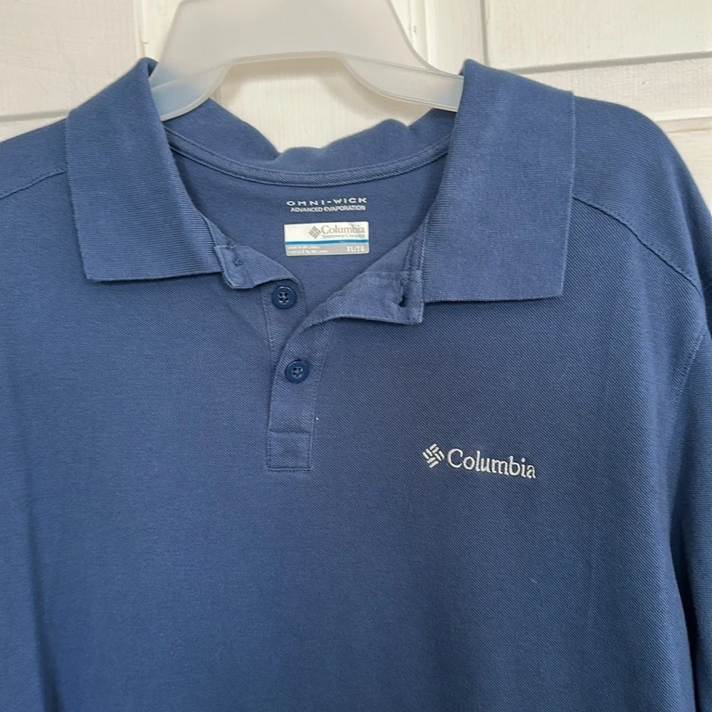 Men’s Columbia Blue polo size XL